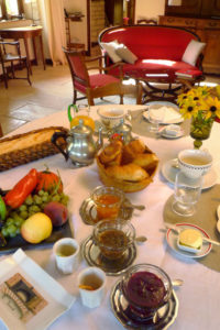 petit déjeuner chambre d'hote is sur tille